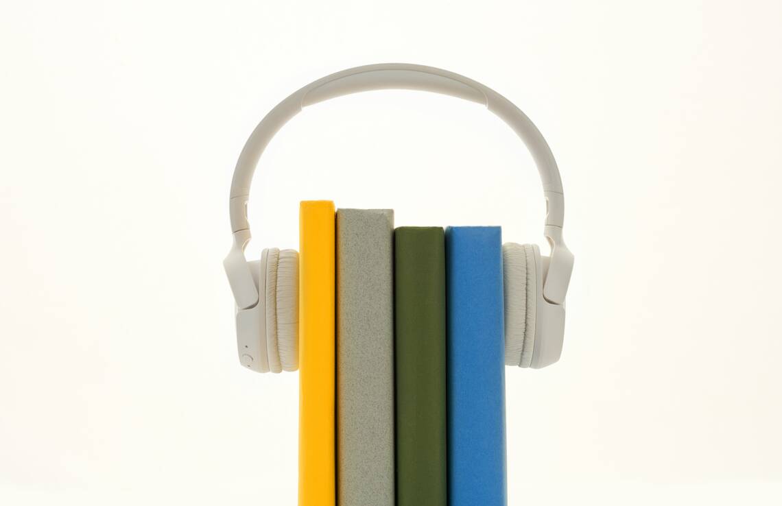 Casque audio avec des livres